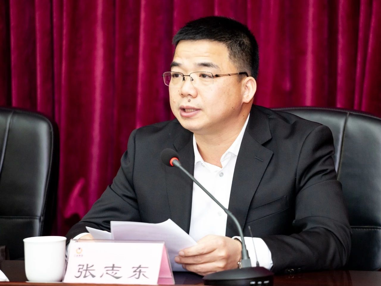 集团党委书记,董事长张志东作表态发言:一是要提高思想认识,强化责任